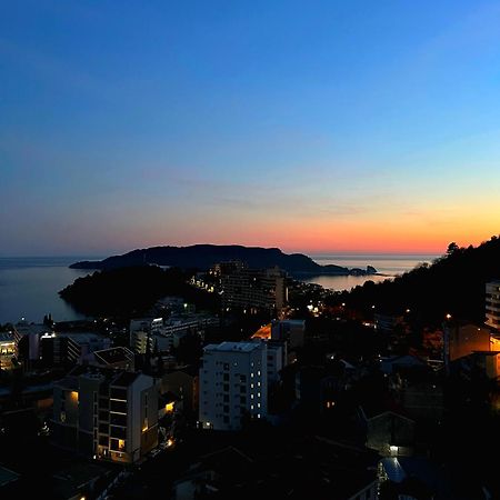 Sea & Sky Apartments Budva Bagian luar foto
