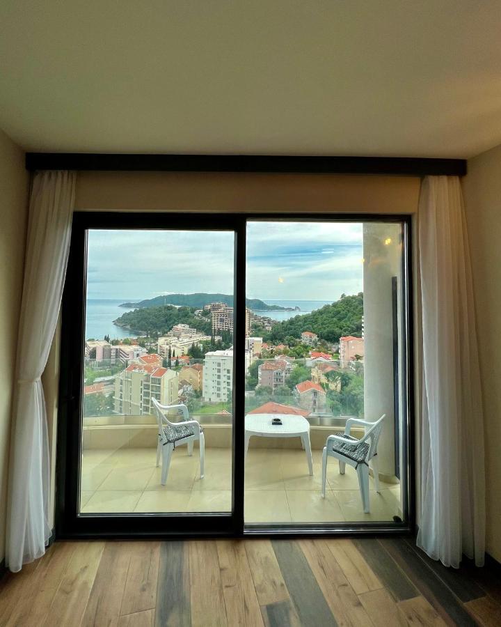 Sea & Sky Apartments Budva Bagian luar foto